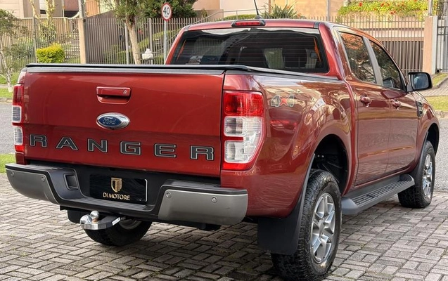 imagem-https://www.socarrao.com.br/sc-vehicle-images-prod/4404123/1792537018308-8589490_6_B_8058091a76.jpeg