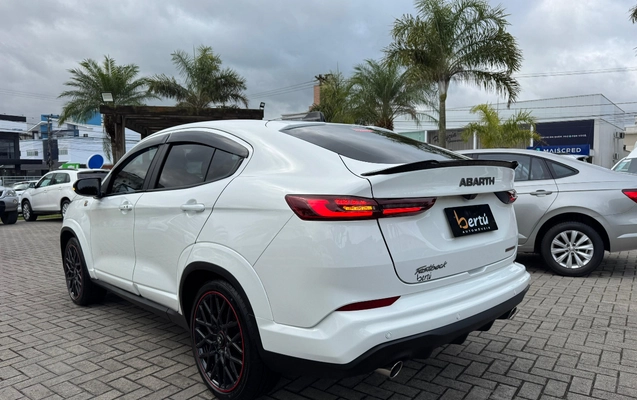 imagem-https://www.socarrao.com.br/sc-vehicle-images-prod/4404158/1792525489264-SW1hZ2VtIGRvIFdoYXRzQXBwIGRlIDIwMjUtMDgtMjcgw6AocykgMTcuMzcuMTRfOTBjMDA0NmIuanBn.jpg