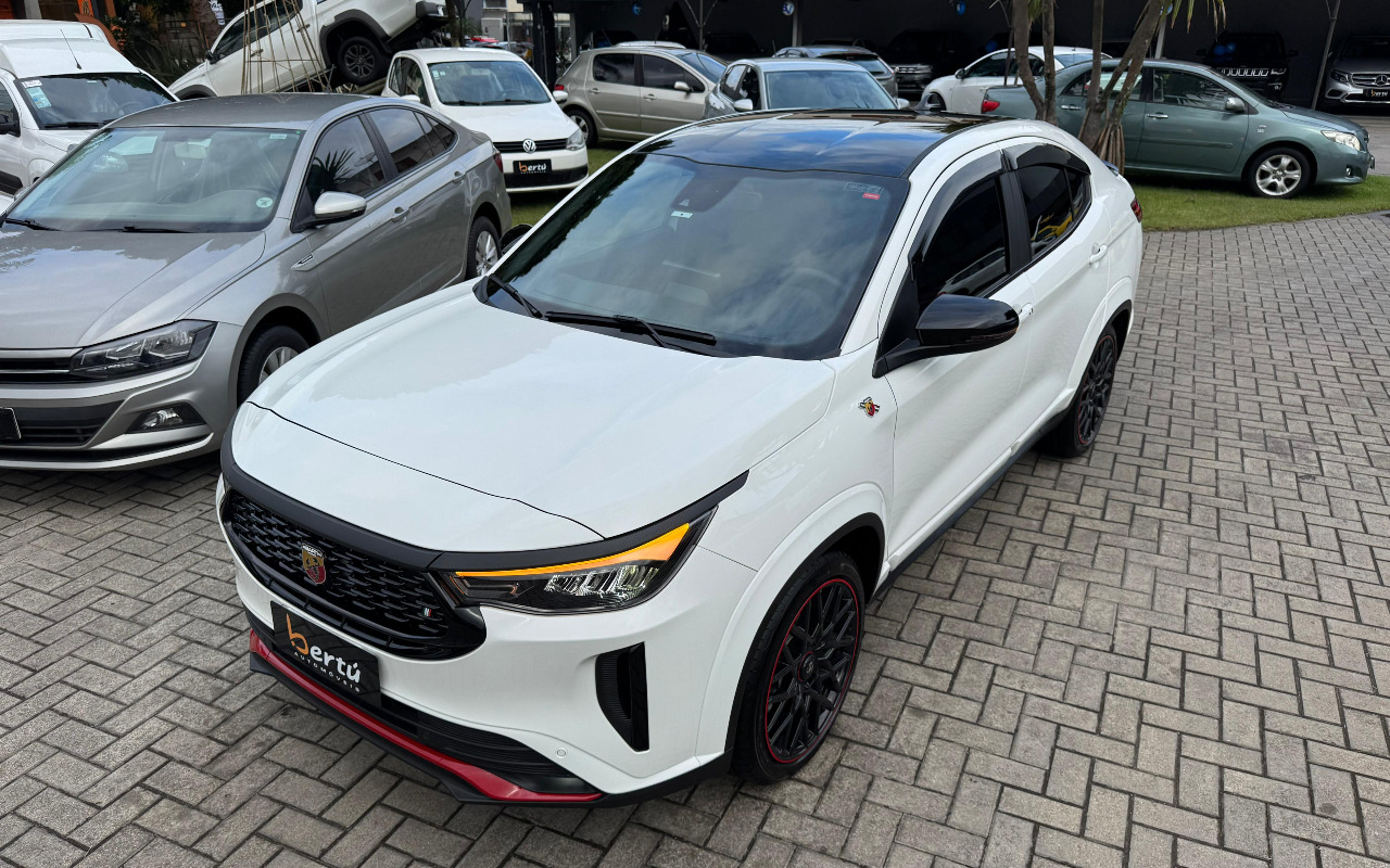 imagem-https://www.socarrao.com.br/sc-vehicle-images-prod/4404158/1792525489895-SW1hZ2VtIGRvIFdoYXRzQXBwIGRlIDIwMjUtMDgtMjcgw6AocykgMTcuMzcuMTJfYTYwOGNhZDIuanBn.jpg