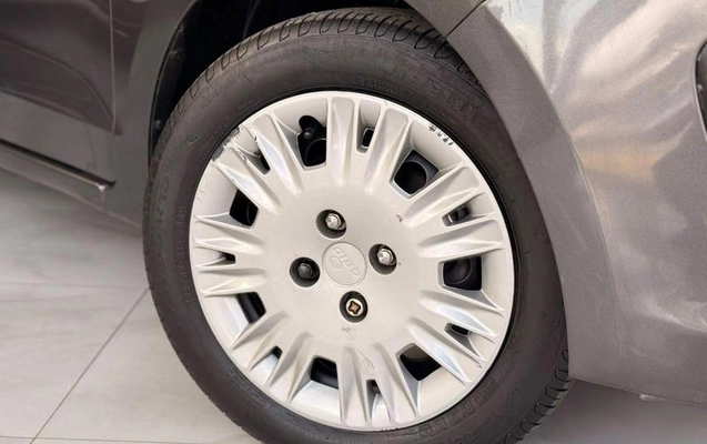 imagem-https://www.socarrao.com.br/sc-vehicle-images-prod/4404169/1792615350052-8583763_2_B_0967709fe3.jpeg