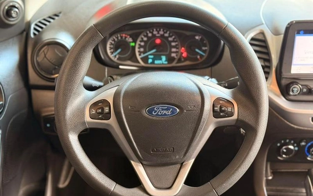 imagem-https://www.socarrao.com.br/sc-vehicle-images-prod/4404169/1792615350065-8583763_9_B_4d4129ac0b.jpeg
