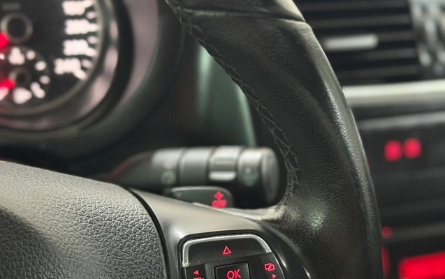 imagem-https://www.socarrao.com.br/sc-vehicle-images-prod/4404206/1792525596889-c4c08b0218814b07a06d2690ab687d35_1792523928376.jpg