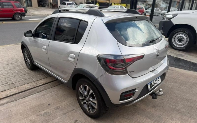 imagem-https://www.socarrao.com.br/sc-vehicle-images-prod/4404248/1792525637648-8575697_10_B_2762da2109.jpeg