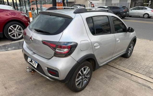 imagem-https://www.socarrao.com.br/sc-vehicle-images-prod/4404248/1792525637652-8575697_1_B_c2bb73d600.jpeg