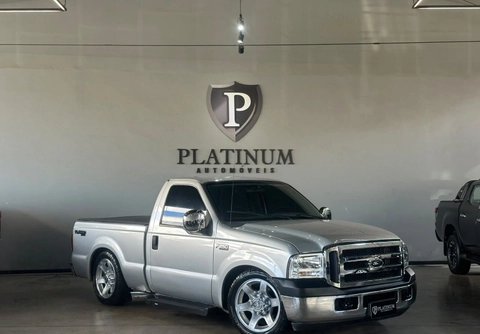 Ford F-250 XL 4.2 Turbo Diesel 2000 Prata — foto 1 de 3