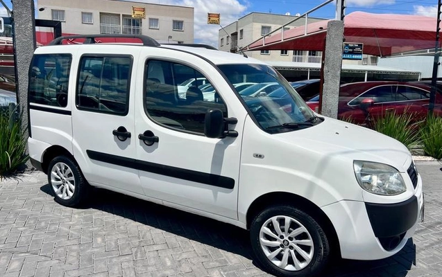imagem-https://www.socarrao.com.br/sc-vehicle-images-prod/4404277/1792525870546-8589565_5_B_5d7a774a16.jpeg