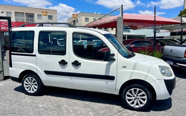 imagem-https://www.socarrao.com.br/sc-vehicle-images-prod/4404277/1792525870548-8589565_6_B_de218f2467.jpeg