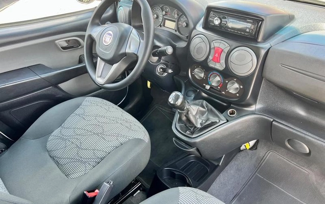 imagem-https://www.socarrao.com.br/sc-vehicle-images-prod/4404277/1792525870564-8589565_15_B_4b3be58031.jpeg