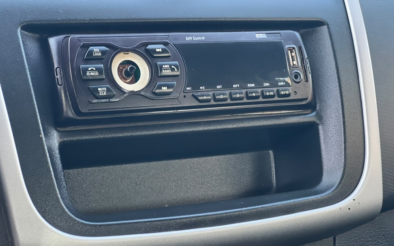 imagem-https://www.socarrao.com.br/sc-vehicle-images-prod/4404353/1792526034791-V2hhdHNBcHAgSW1hZ2UgMjAyNi0xMC0yMCBhdCAxNi4yOS41NyAoMSkuanBlZw.jpeg