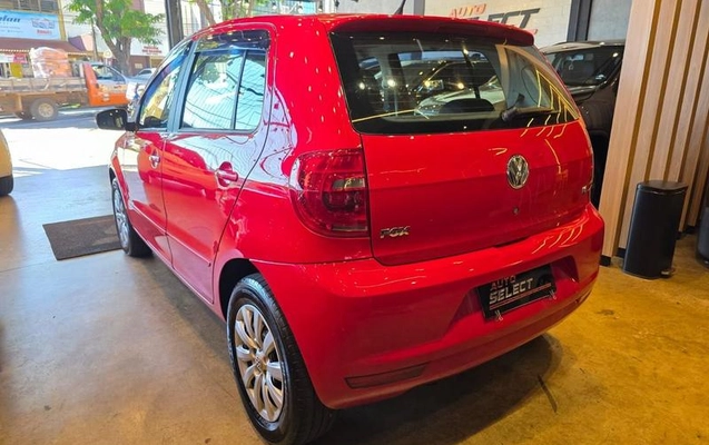 imagem-https://www.socarrao.com.br/sc-vehicle-images-prod/4404362/1792526368678-8589594_6_B_c999fc1861.jpeg
