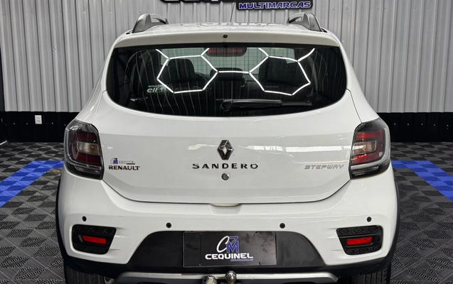 imagem-https://www.socarrao.com.br/sc-vehicle-images-prod/4404365/1792526225681-8b477931-a6eb-400d-8c4d-0843b93f877a.jpeg