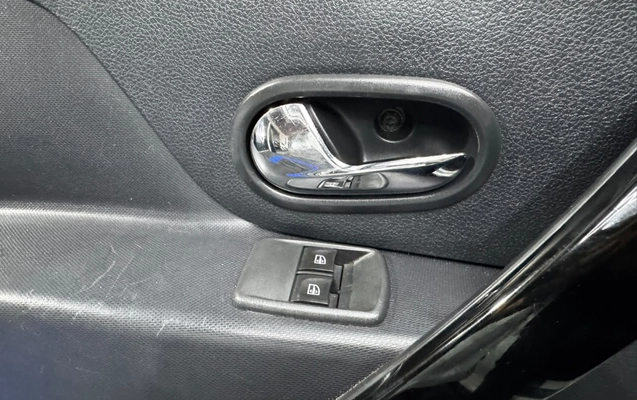 imagem-https://www.socarrao.com.br/sc-vehicle-images-prod/4404365/1792526225712-59cb9fef-c078-43c8-b5c3-e09eddc6d3ac.jpeg