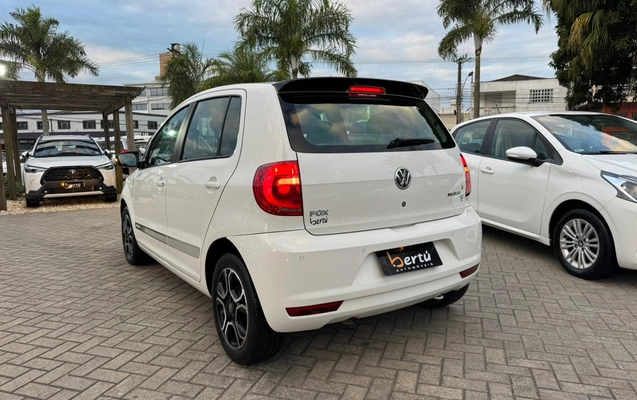 imagem-https://www.socarrao.com.br/sc-vehicle-images-prod/4404367/1792526236678-V2hhdHNBcHAgSW1hZ2UgMjAyNi0wNC0xNCBhdCAwOS4zOS4yMCAoMSkuanBlZw.jpeg