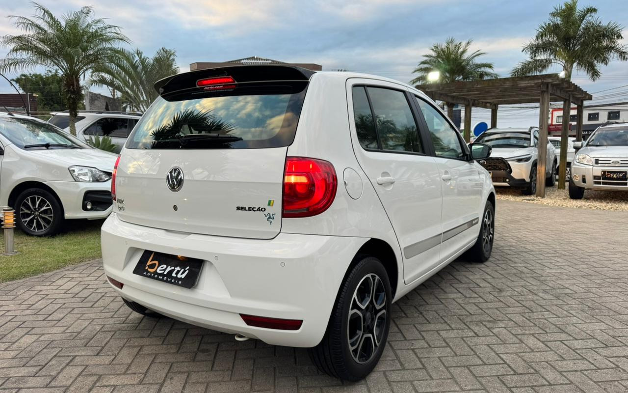 imagem-https://www.socarrao.com.br/sc-vehicle-images-prod/4404367/1792526237206-V2hhdHNBcHAgSW1hZ2UgMjAyNi0wNC0xNCBhdCAwOS4zOS4yMC5qcGVn.jpeg