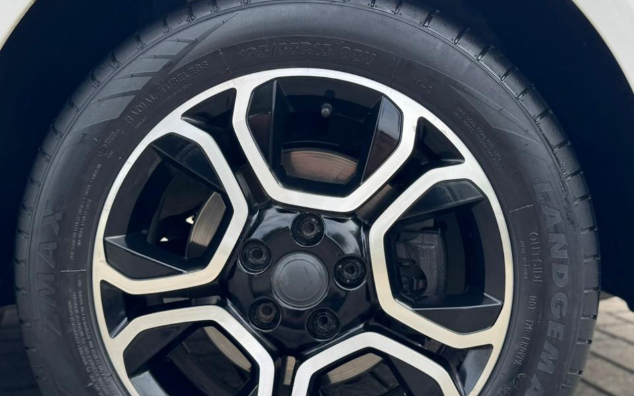 imagem-https://www.socarrao.com.br/sc-vehicle-images-prod/4404367/1792526237513-V2hhdHNBcHAgSW1hZ2UgMjAyNi0wNC0xNCBhdCAwOS4zOS4yMSAoMikuanBlZw.jpeg