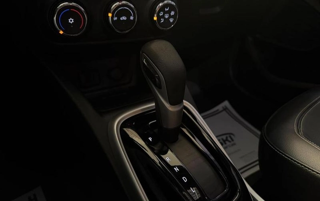 imagem-https://www.socarrao.com.br/sc-vehicle-images-prod/4404370/1792702512095-8559641_4_B_d5a2ca07b4.jpeg