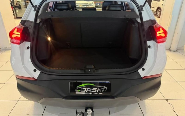 imagem-https://www.socarrao.com.br/sc-vehicle-images-prod/4404370/1792702512114-8559641_12_B_7430043a20.jpeg