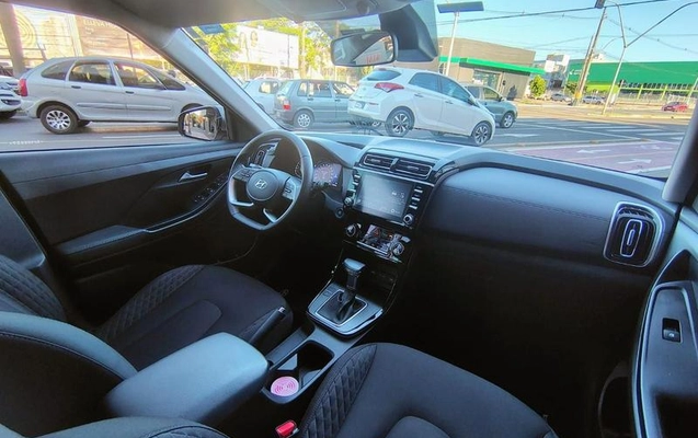 imagem-https://www.socarrao.com.br/sc-vehicle-images-prod/4404427/1792526596144-8582831_3_B_7ae4ae7e84.jpeg