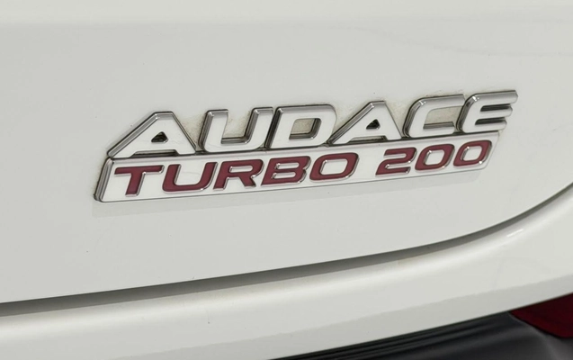 imagem-https://www.socarrao.com.br/sc-vehicle-images-prod/4404430/1792532975703-83feba36c3f44ed58510a642dda53d6a_1792526532904.jpg