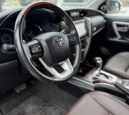 imagem-https://www.socarrao.com.br/sc-vehicle-images-prod/4404450/1792692508709-8477191_10_B_144f0dcd65.jpeg