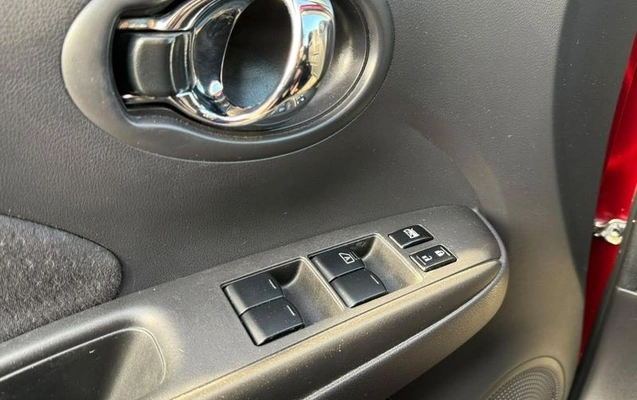 imagem-https://www.socarrao.com.br/sc-vehicle-images-prod/4404454/1792585557197-8588874_4_B_c875e536b0.jpeg