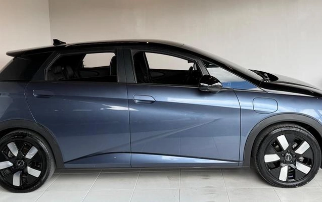imagem-https://www.socarrao.com.br/sc-vehicle-images-prod/4404455/1792526846447-8583737_6_B_396d954380.jpeg