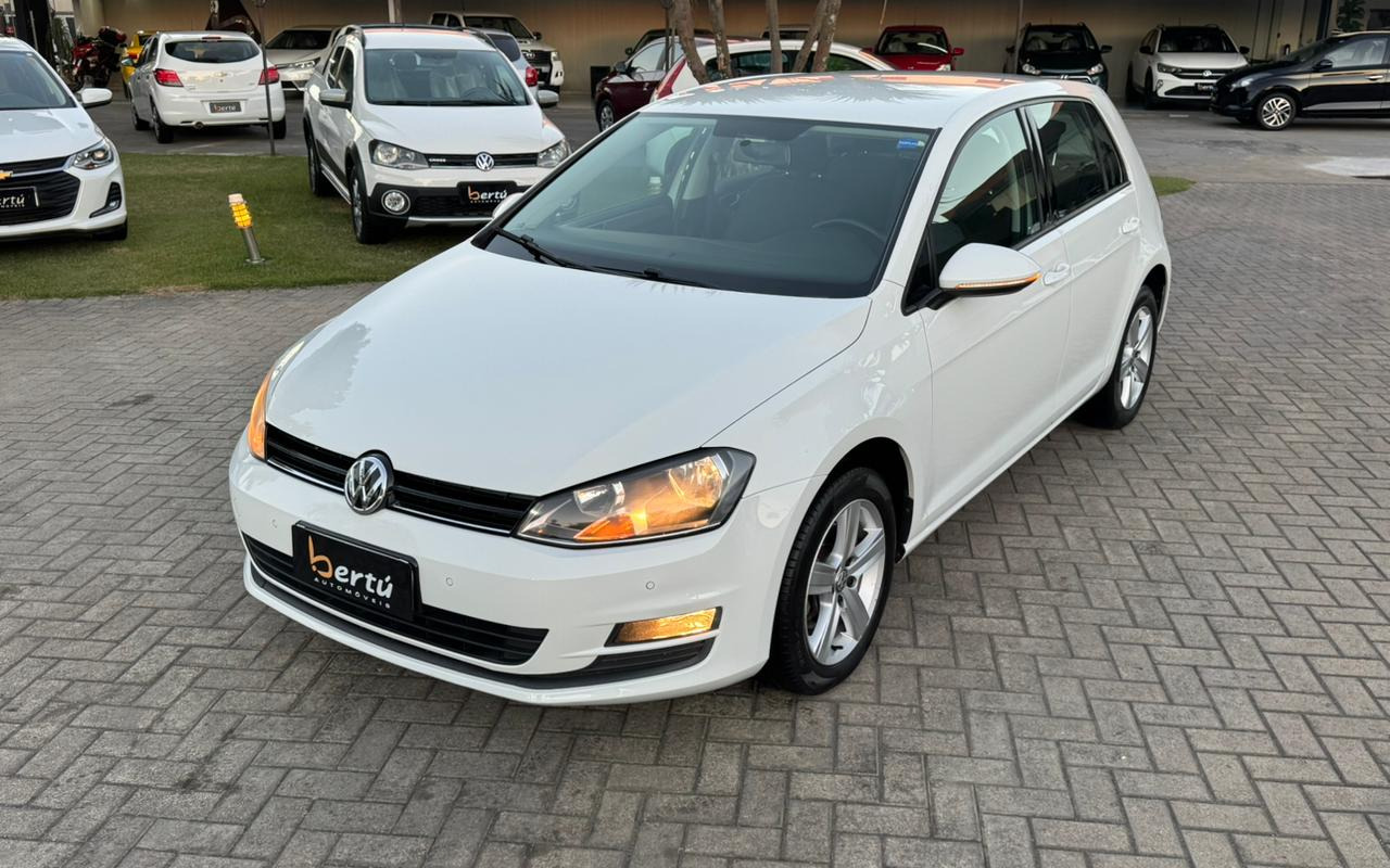 Volkswagen Golf 2014 Branco — foto 1 de 3