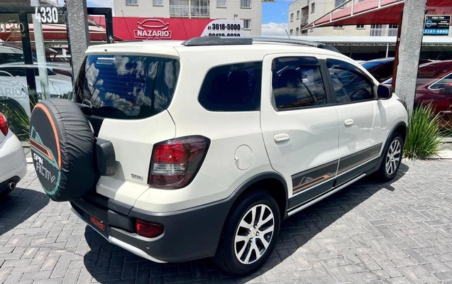 imagem-https://www.socarrao.com.br/sc-vehicle-images-prod/4404494/1792527175434-8584823_9_B_4e9aad86d7.jpeg
