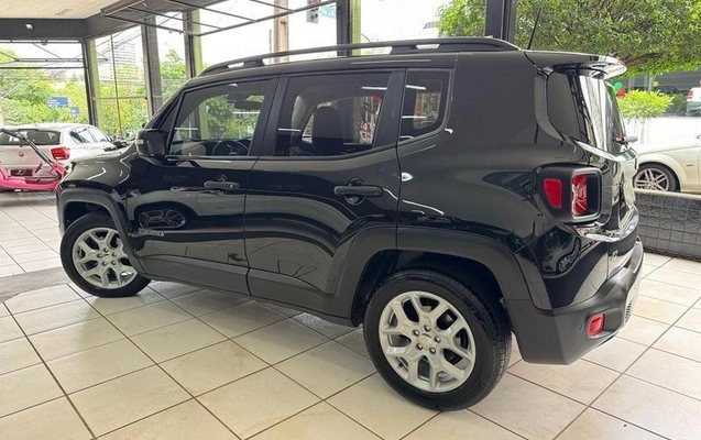 imagem-https://www.socarrao.com.br/sc-vehicle-images-prod/4404506/1792527250137-8586047_7_B_ff7cefb923.jpeg