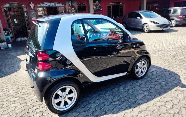 imagem-https://www.socarrao.com.br/sc-vehicle-images-prod/4404619/1792527552234-8588842_7_B_749ccb6e2b.jpeg