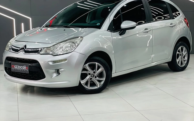 imagem-https://www.socarrao.com.br/sc-vehicle-images-prod/4404673/1792527606071-003_0a48a4ff82cd00e0d40df11bac000bcb.jpg