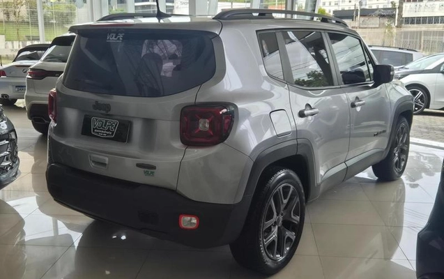 imagem-https://www.socarrao.com.br/sc-vehicle-images-prod/4404679/1792602825806-8573377_11_B_0a22cb94e3.jpeg