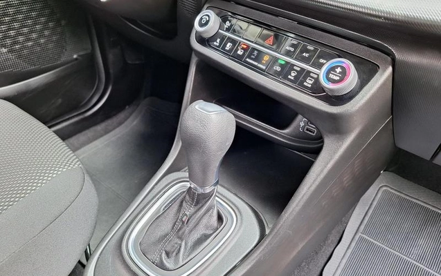 imagem-https://www.socarrao.com.br/sc-vehicle-images-prod/4404681/1792587707302-5404079_14_B_c591f7e9de.jpeg
