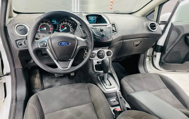imagem-https://www.socarrao.com.br/sc-vehicle-images-prod/4404741/1792528151809-003_cd1c2d6b4084021e07053b110626ab03.jpg