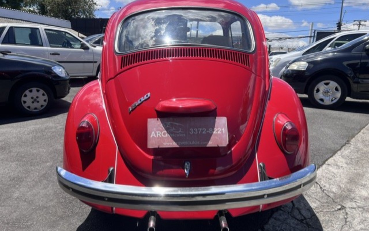 imagem-https://www.socarrao.com.br/sc-vehicle-images-prod/4404781/1792528292239-YTRlZDkwOTUtOGNiMC00OTU5LWFjYmYtYzk4M2U1NmZiMzUyLmpwZw.jpg