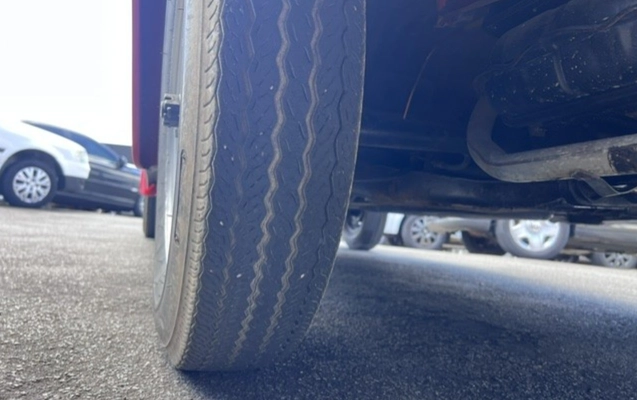 imagem-https://www.socarrao.com.br/sc-vehicle-images-prod/4404781/1792528293455-YTViMzhmMzYtODEwZS00MmM4LTg0NTQtMTQ2OGFlMDhkMjlmLmpwZw.jpg