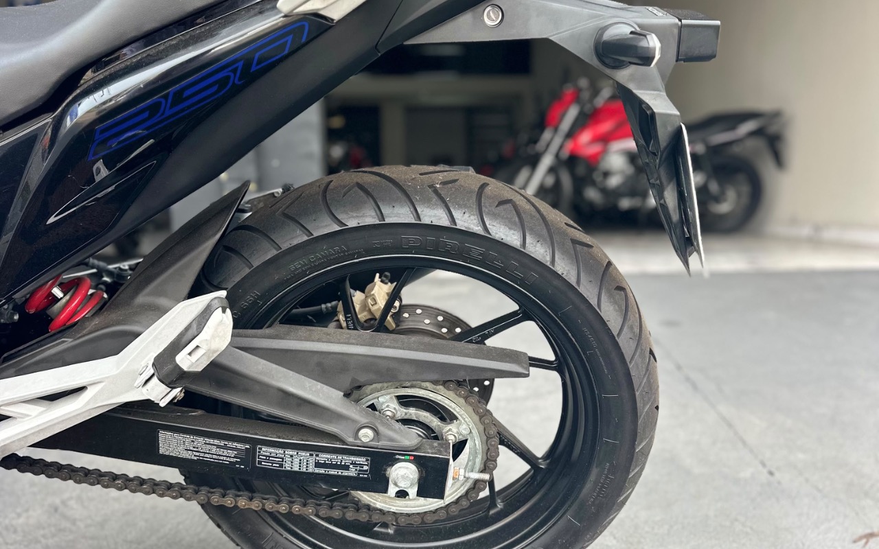 imagem-https://www.socarrao.com.br/sc-vehicle-images-prod/4404858/1792528428500-YzI0M2Q2ODMtOTMxOS00NTk4LTgxNGQtZjFmYzc0OTU3NmI2LmpwZWc.jpeg