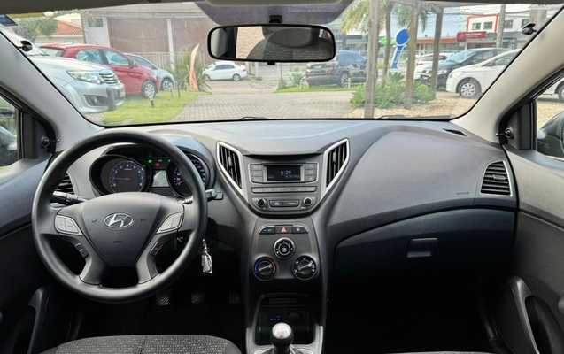imagem-https://www.socarrao.com.br/sc-vehicle-images-prod/4404871/1792528548160-V2hhdHNBcHAgSW1hZ2UgMjAyNi0wNy0wMiBhdCAxMS4wNi4yMCAoMjApLmpwZWc.jpeg