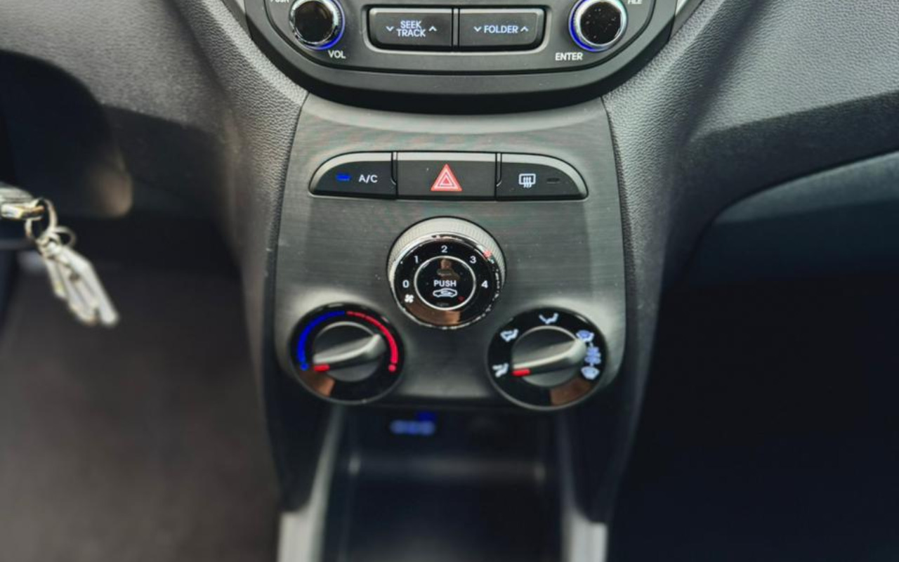 imagem-https://www.socarrao.com.br/sc-vehicle-images-prod/4404871/1792528550318-V2hhdHNBcHAgSW1hZ2UgMjAyNi0wNy0wMiBhdCAxMS4wNi4yMCAoMjQpLmpwZWc.jpeg