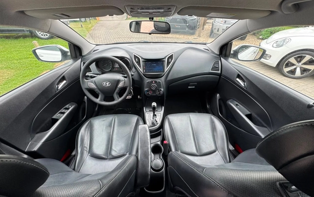 imagem-https://www.socarrao.com.br/sc-vehicle-images-prod/4404923/1792529018956-V2hhdHNBcHAgSW1hZ2UgMjAyNi0wNi0xMCBhdCAxNS4wMi4zNiAoMykuanBlZw.jpeg