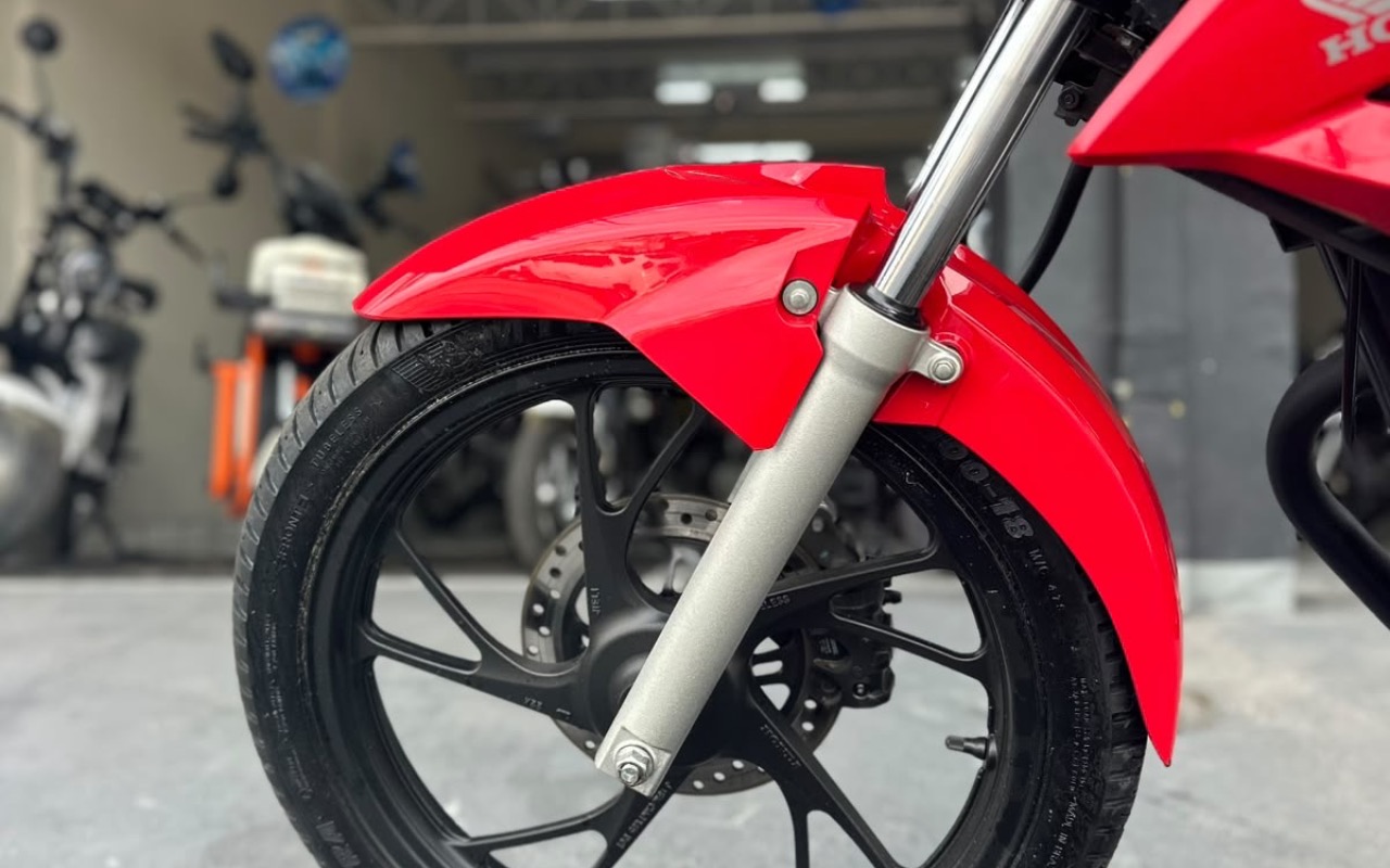 imagem-https://www.socarrao.com.br/sc-vehicle-images-prod/4404938/1792529076583-YzdlMTdjYjUtYzMxOS00MjBkLWJkYWQtNDYwODc2ZGZjOTQyLmpwZWc.jpeg