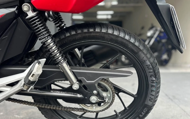 imagem-https://www.socarrao.com.br/sc-vehicle-images-prod/4404938/1792529076690-OWFmNGMwZTQtOGE1ZC00Zjk4LWIyMDQtNDZmYmQ0ODRjYjU5LmpwZWc.jpeg