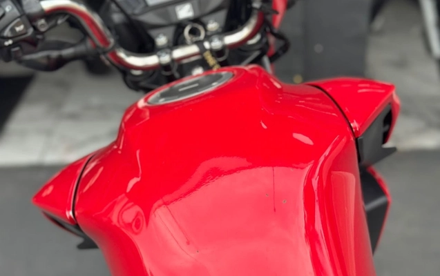 imagem-https://www.socarrao.com.br/sc-vehicle-images-prod/4404938/1792529076863-OWU3OTNhODYtZDRkOC00ZTBmLThiYjUtYzYwODQ5MjZjMjUwLmpwZWc.jpeg