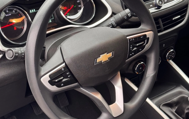 imagem-https://www.socarrao.com.br/sc-vehicle-images-prod/4404954/1792672887859-d7ba81442c864c1490773be6ba1916fb_1792528559311.jpg