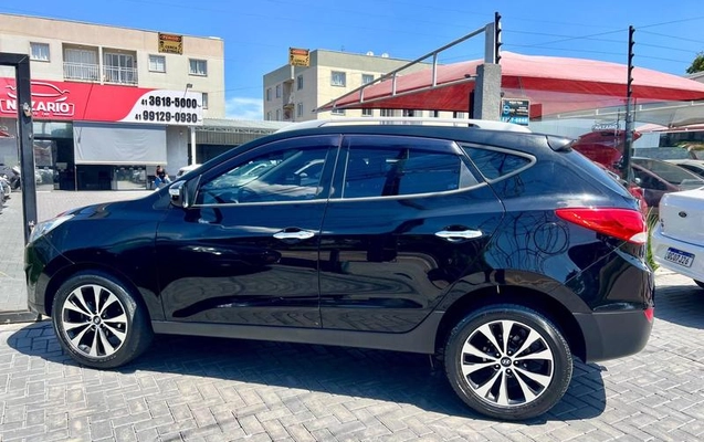 imagem-https://www.socarrao.com.br/sc-vehicle-images-prod/4404958/1792529173956-8583504_12_B_e11d58b0d2.jpeg