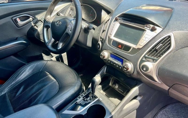 imagem-https://www.socarrao.com.br/sc-vehicle-images-prod/4404958/1792529173959-8583504_14_B_373d6b3e40.jpeg