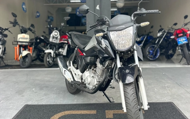 imagem-https://www.socarrao.com.br/sc-vehicle-images-prod/4404967/1792529250542-NzZlYTgxYTUtNjIzOC00ODI1LTkxZTItMDU2NmY4NWM1NmY5LmpwZWc.jpeg