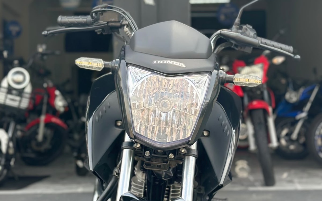 imagem-https://www.socarrao.com.br/sc-vehicle-images-prod/4404967/1792529251602-MzgwOGQ5YjItYTM0NS00Y2ZjLTk3MWYtYTNmNzkyYjU1M2YwLmpwZWc.jpeg