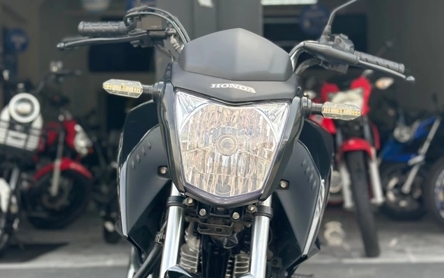 imagem-https://www.socarrao.com.br/sc-vehicle-images-prod/4404967/1792529251602-MzgwOGQ5YjItYTM0NS00Y2ZjLTk3MWYtYTNmNzkyYjU1M2YwLmpwZWc.jpeg