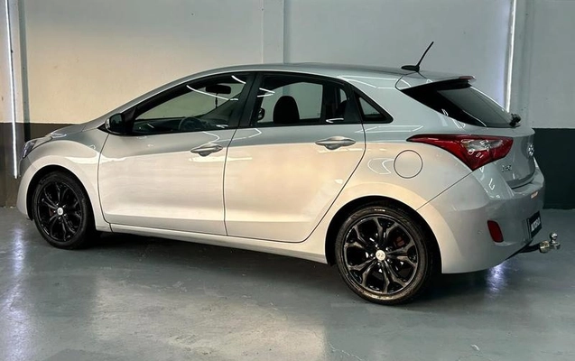 imagem-https://www.socarrao.com.br/sc-vehicle-images-prod/4404976/1792529320163-8589992_1_B_278dfea8e5.jpeg